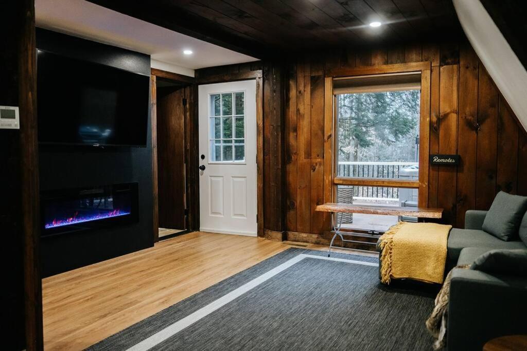 New! Cozy & Modern A-Frame In The Woods W/Hot Tub Villa Tamworth Exterior foto